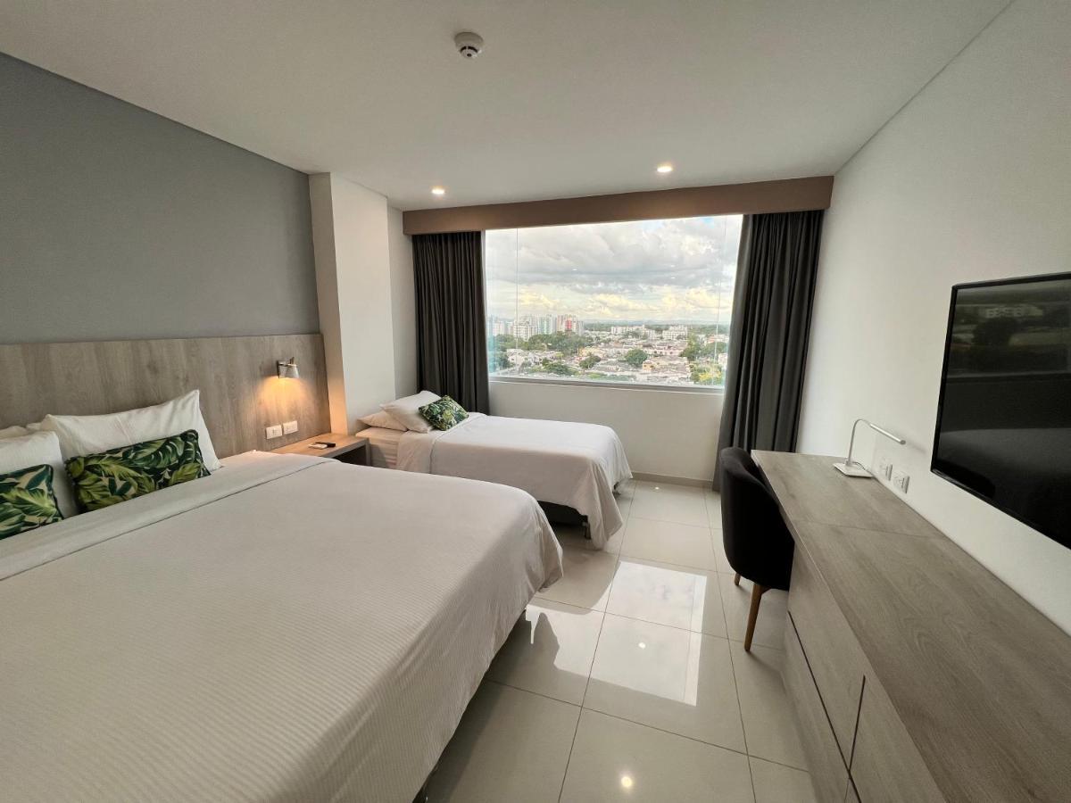 Hotel Sexta Avenida Inn มอนเตริอา ภายนอก รูปภาพ