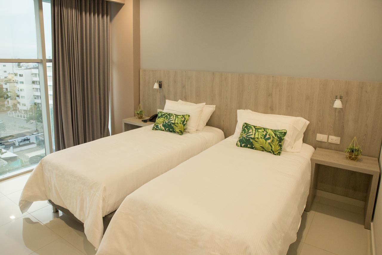Hotel Sexta Avenida Inn มอนเตริอา ภายนอก รูปภาพ