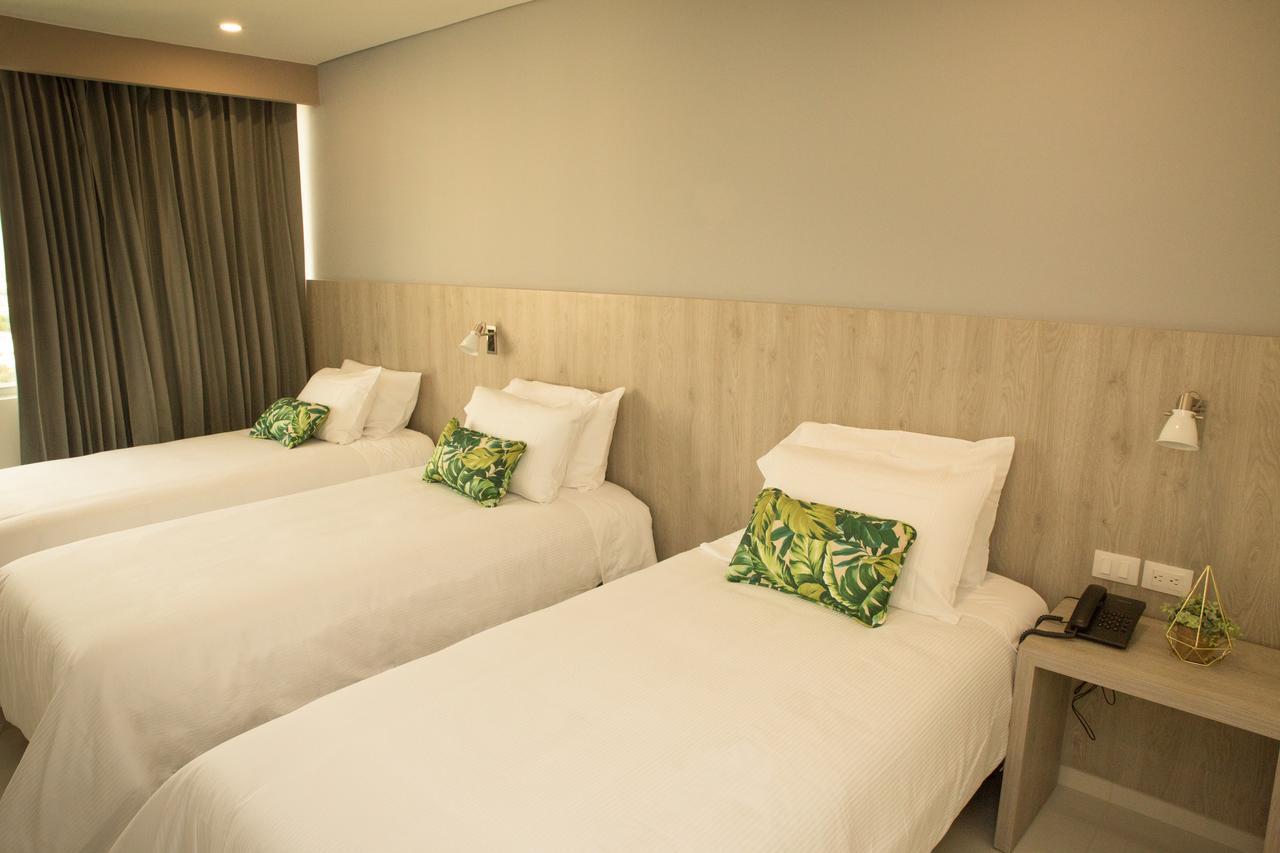 Hotel Sexta Avenida Inn มอนเตริอา ภายนอก รูปภาพ