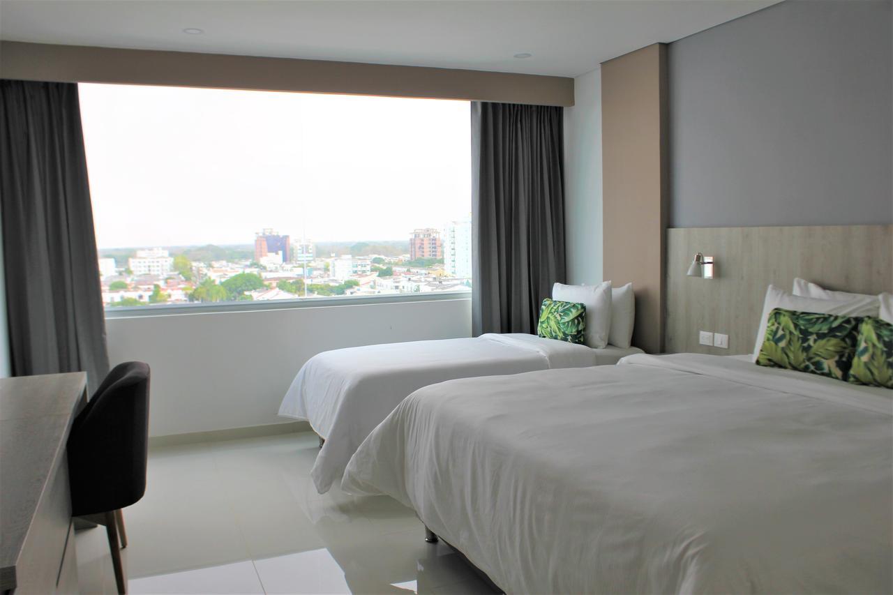 Hotel Sexta Avenida Inn มอนเตริอา ภายนอก รูปภาพ