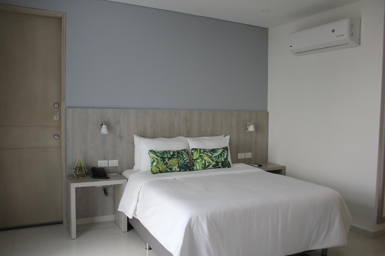 Hotel Sexta Avenida Inn มอนเตริอา ภายนอก รูปภาพ
