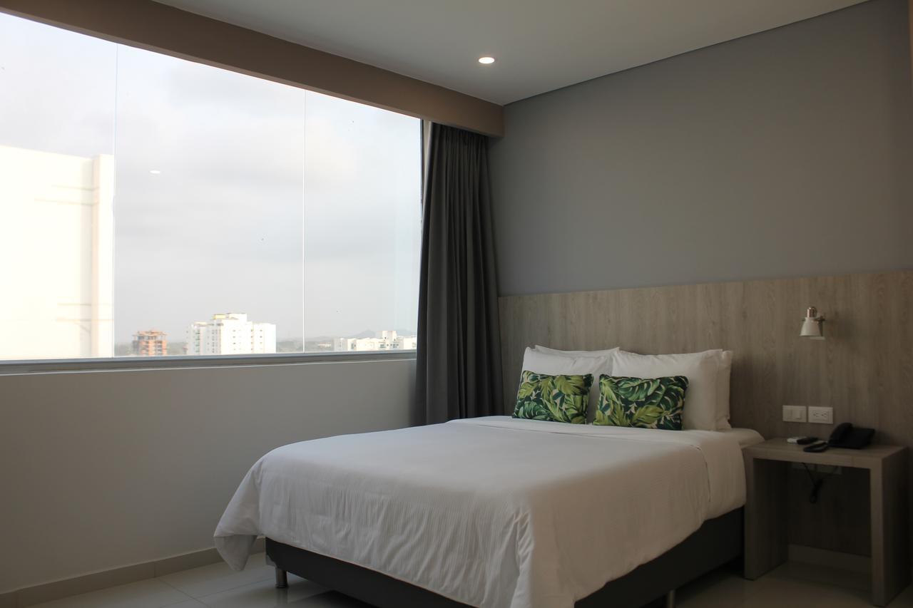 Hotel Sexta Avenida Inn มอนเตริอา ภายนอก รูปภาพ